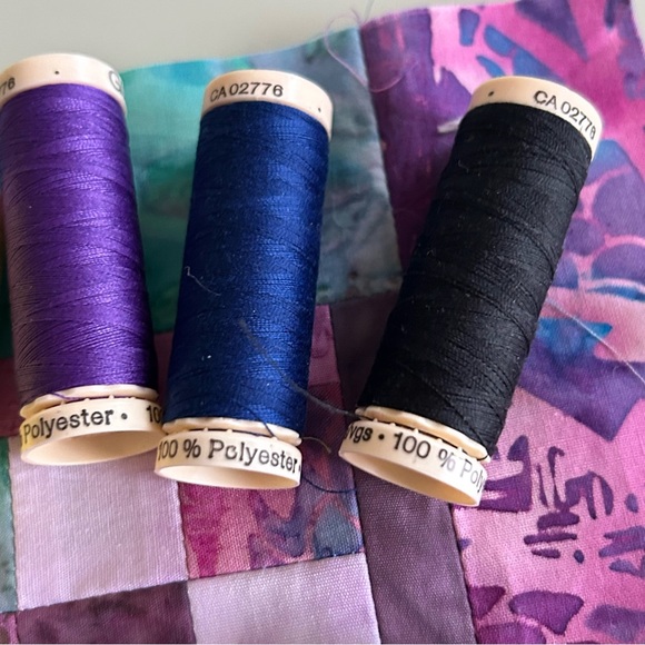 GUTERMANN 💯 1️⃣2️⃣ SPOOLS OF THREAD 🧵 BEAUTIFUL COLORS 110 yd 100m 💯 NWT FINAL - Picture 8 of 10